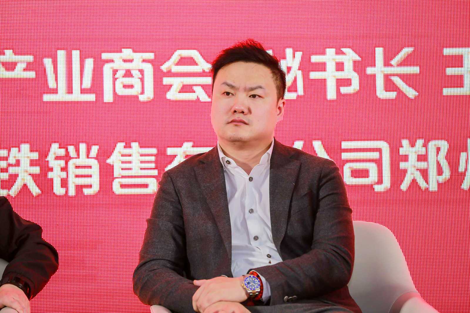 华南国际钢材城_南桥南方国际钢材城_华南国际电灯源饰城