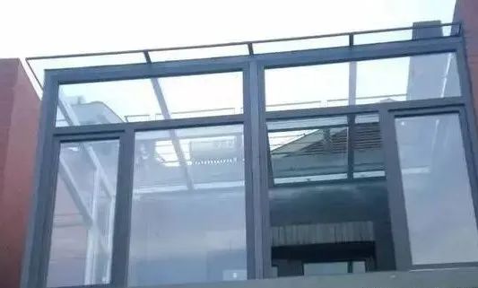 封阳台价格_封阳台塑钢材料及价格_汽车底盘封塑价格