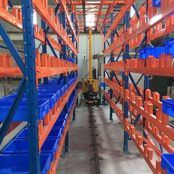 工厂用大型钢材货架_时尚洋品店 大型货架_工厂用大型钢材货架
