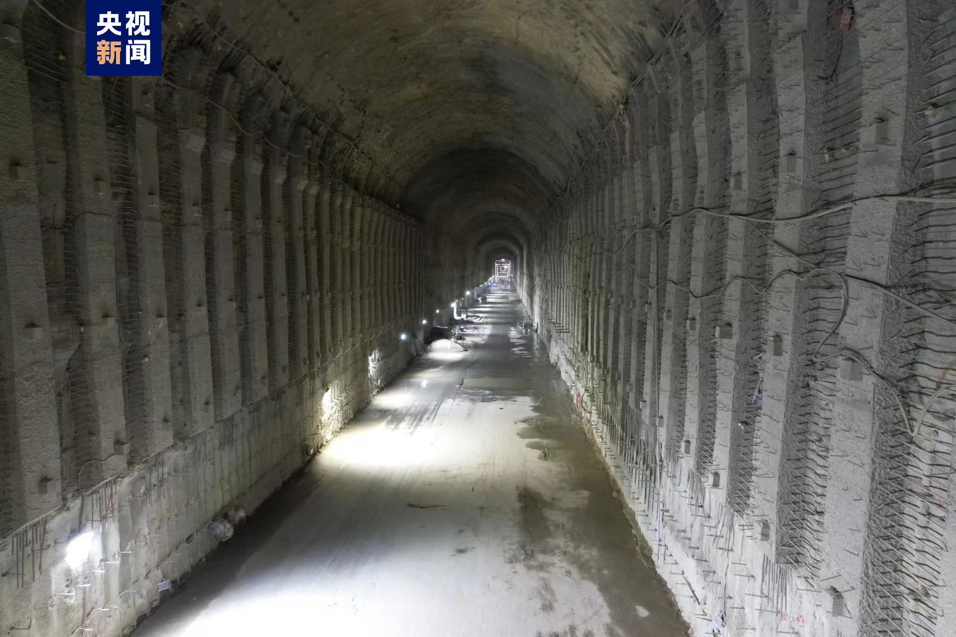 钢材穿水是什么意思_钢材遇水多久会生锈_过水遂洞用钢材