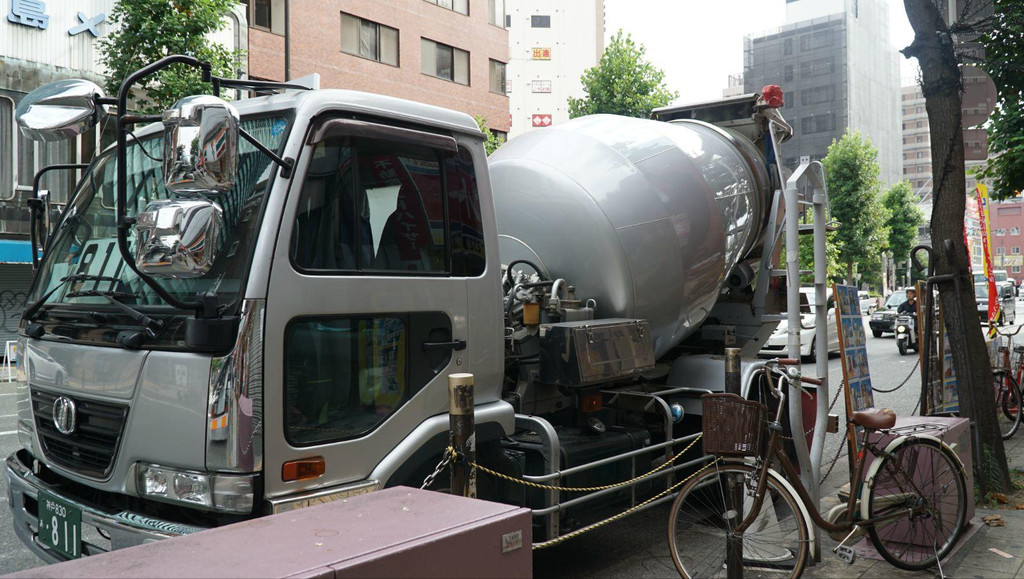 钢材汽车前防撞梁缺点有哪些呢_汽车 钢材_钢材汽车运输费多少钱一吨啊