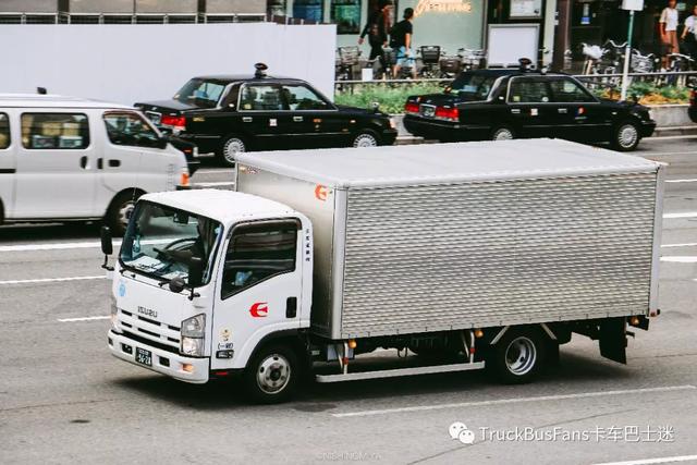 汽车 钢材_钢材汽车运输费多少钱一吨啊_钢材汽车前防撞梁缺点有哪些呢