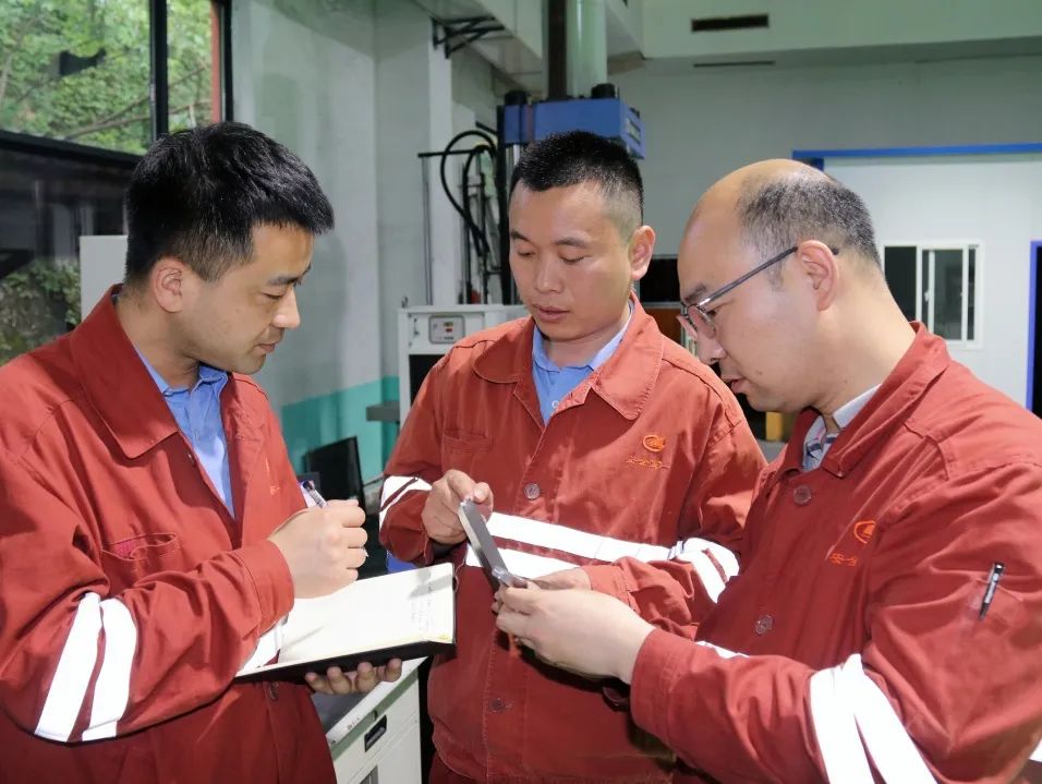 全钢材质的冰箱_钢材冰箱品种用什么好_冰箱所用钢材品种