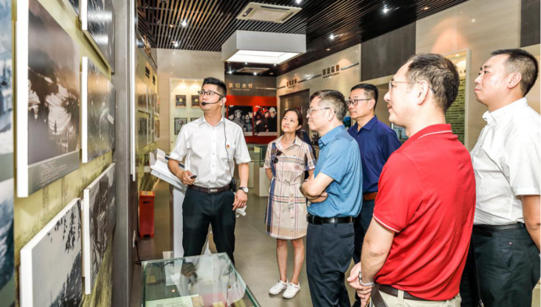 重庆市钢材贸易商协会_重庆钢贸商协会名单_重庆钢材贸易商协会