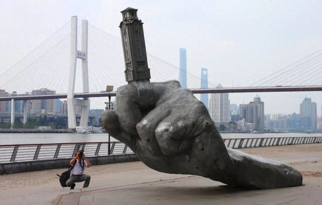 上海世博金属制品厂_上海世博园钢材是谁供应_上海世博会材料