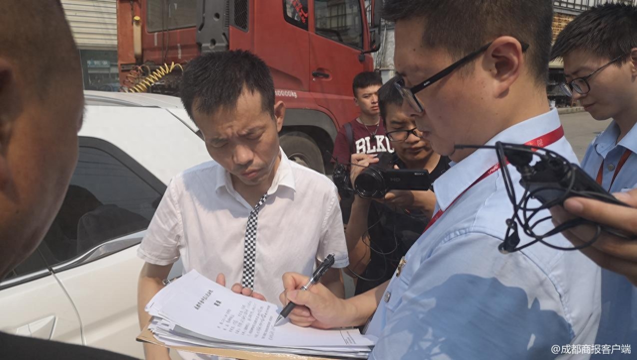 成都钢材批发_钢材成都价格_成都钢材
