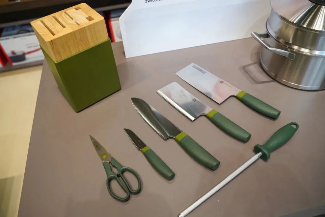 双立人刀什么钢材_钢材刀具是双立人的吗_双立人刀具是什么钢材