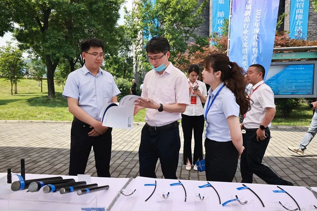 天津钢材加工厂_天津华冶钢材加工_天津钢板加工厂