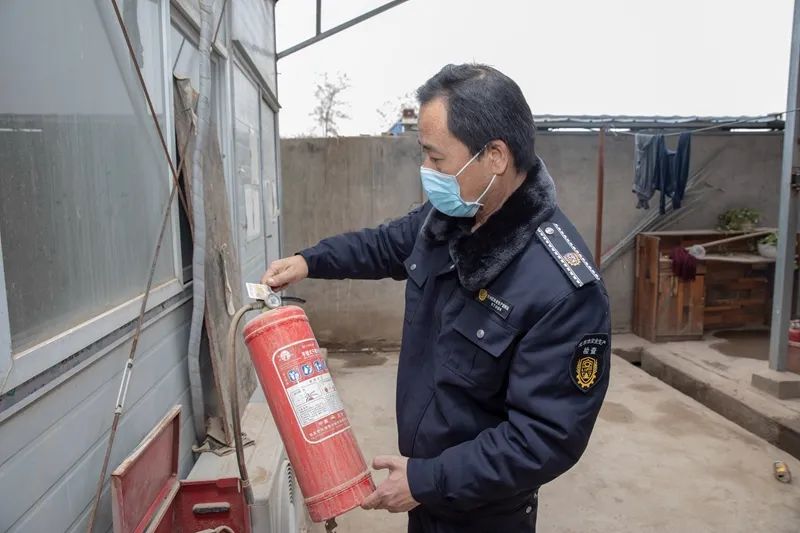 胶州钢材市场_胶州钢材市场被征用了_胶州钢材市场商家电话