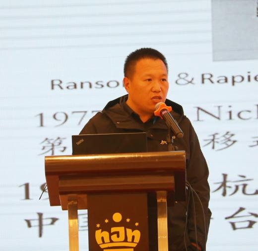 大型钢材货架_钢材重型货架工厂用什么焊接_工厂用重型钢材货架