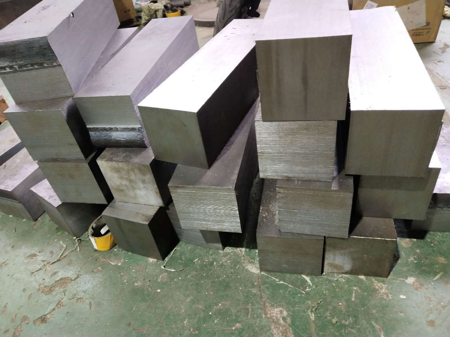 镜面模具用那种钢材_模具镜面是什么意思_钢材模具镜面用什么材料